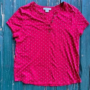 Liz‎ Claiborne Size X-LargeP red polka dots  Short
Sleeve Henley Top Tee shirt
